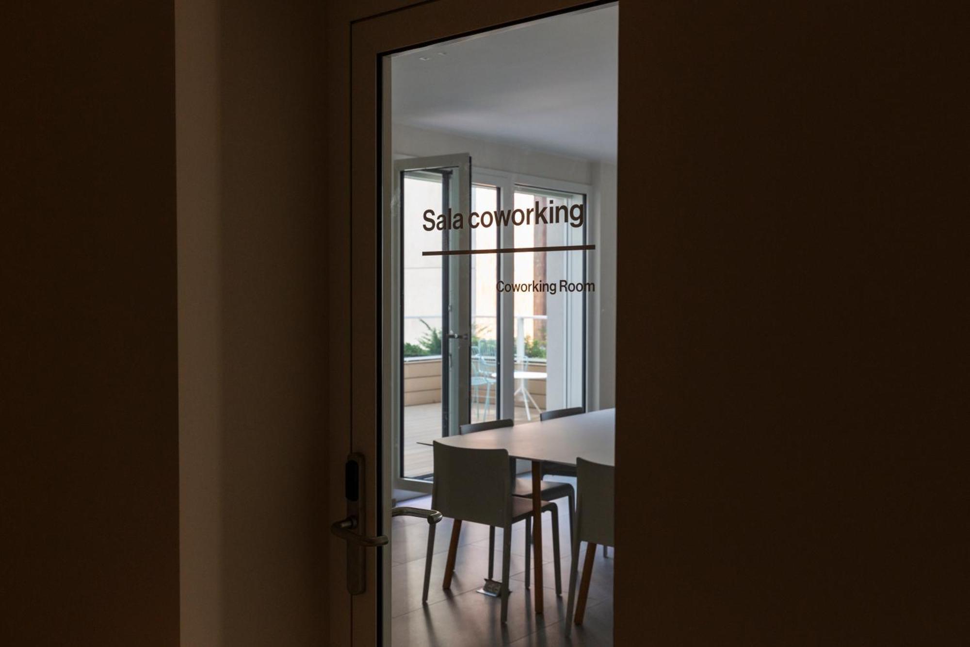 Torre Luxury Apartment *